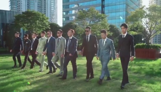 德云斗笑社|《德云斗笑社》杀青，张云雷彻底失宠，他成为最大赢家