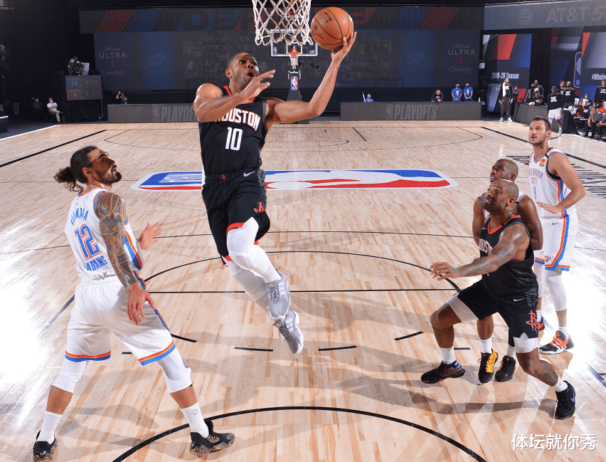 火箭队|0分0板0助！火箭遭逆转，他却隐身成最大毒瘤，拿7600万成隐形人