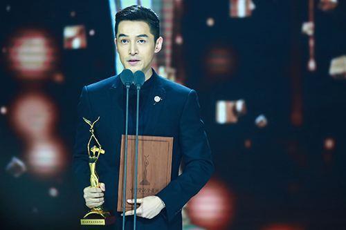 胡歌：她为救胡歌当场丧命，仅23岁成胡歌永远的痛，为她建30座希望小校