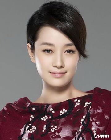 马伊琍|44岁马伊琍“人设崩塌”，女儿喊话：妈，你别再装了！