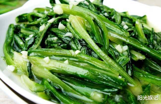 青菜|这4类菜不能乱放葱姜蒜,小心毁了一锅好菜,明白后转告身边人