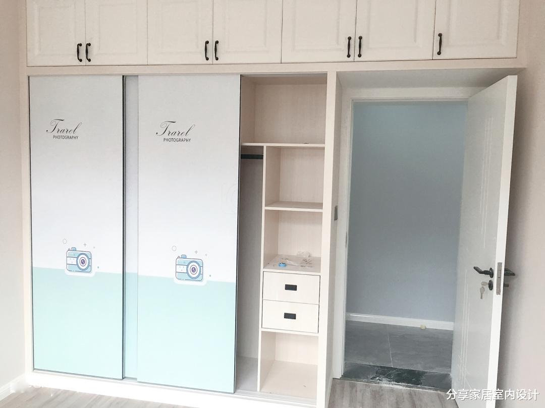 |花了六个月完工，还没打扫就很漂亮，窗户打飘窗柜真聪明，很实用