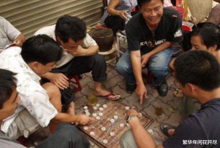 东南亚旅游|最落后的首都，连我国小县城都不如，街道全是美女但中国人不愿去