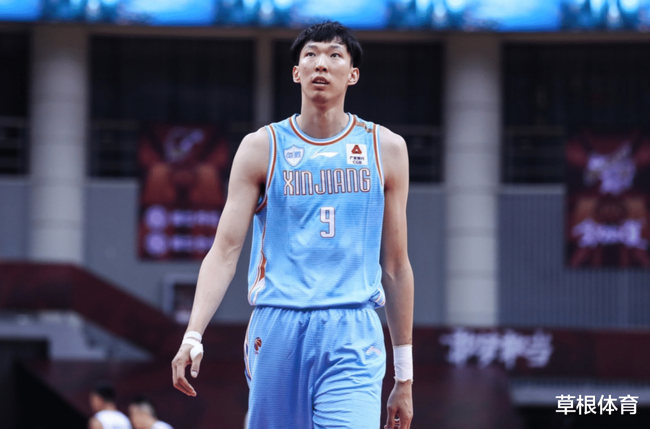 「周琦」37分钟22+15、21分钟18+10,或许这就是周琦和易建联的差距