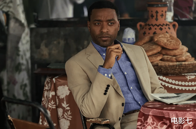 查理兹·塞隆|性感女神R级新片解禁,播出后引观众不满,只因Netflix拍得太保守