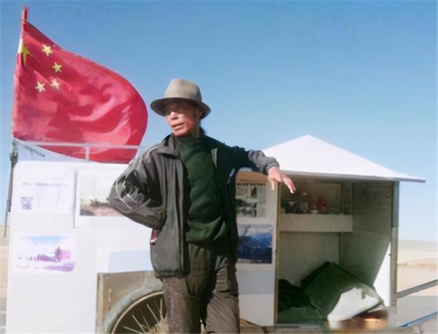 房车|“天下第一疯”谢建光：拉“房车”35年走30万公里，终客死他乡