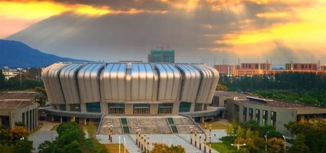 [高校]最不受待见的3所985大学，网友：考上容易，但倒贴钱都不去