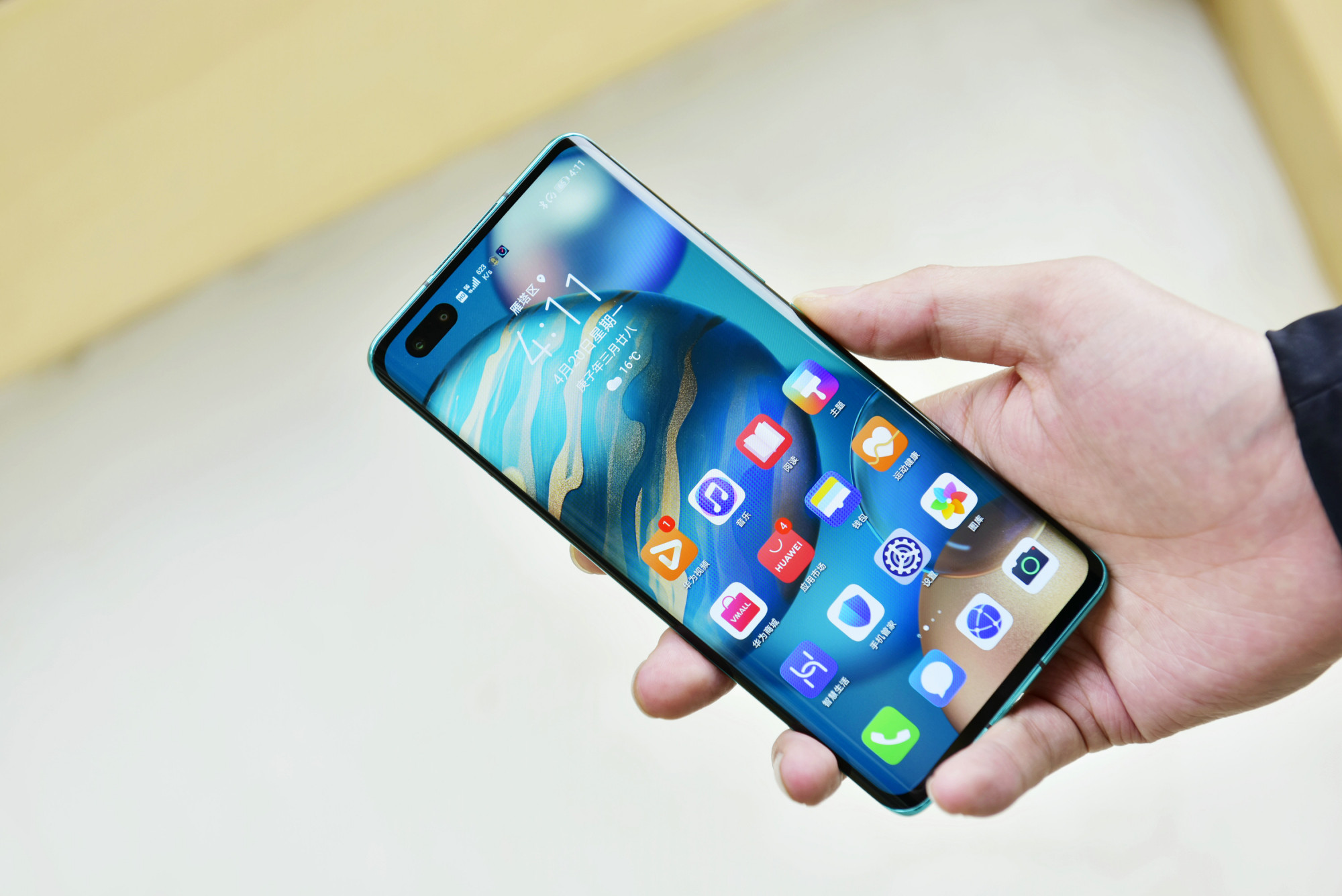 华为荣耀|内行人最爱的四款华为手机,有面子又保值,入手不吃亏!