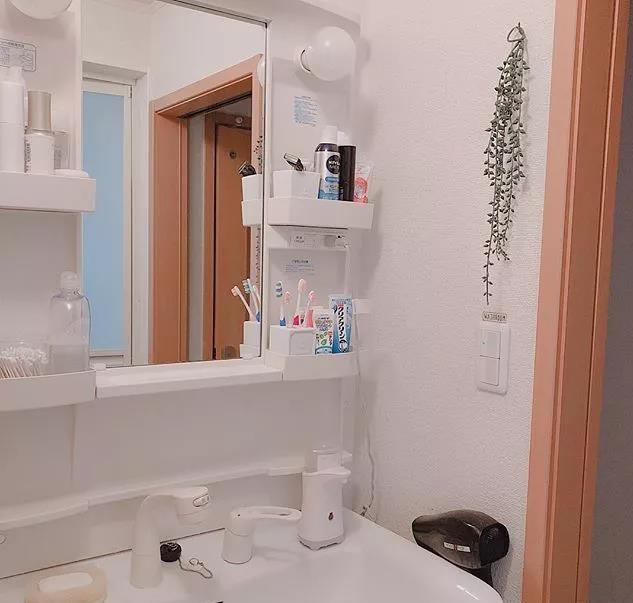 「」为什么日本人住60平房子都很宽敞,而国内住100平房子却很拥挤?