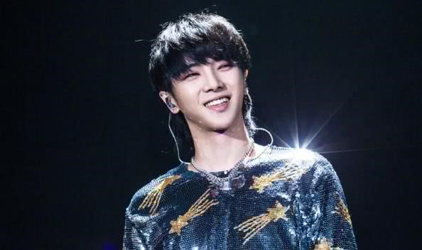 【华晨宇】《歌手》排名两期垫底，被音乐学院副教授质疑，华晨宇做出了回应