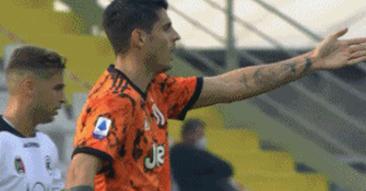 C罗|1-1到4-1，C罗疯狂一战刷爆3大神迹！5-1隔空完胜梅西