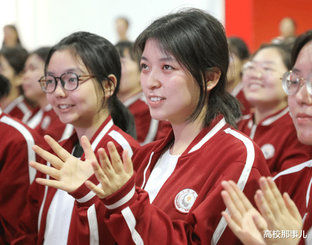 高考志愿|填报高考志愿时,这4类大学不能选,不仅白浪费4年,还难就业