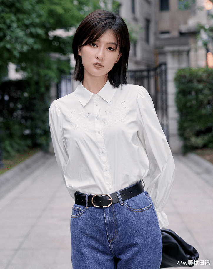 穿衣搭配|乔欣气质华丽蜕变！演绎职场穿搭优雅又知性，轻松打造精致高级感