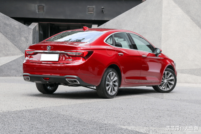 别克|又一高端车倒塌!15.9万降到7.3万,比速腾厚道,怪国人不识货?