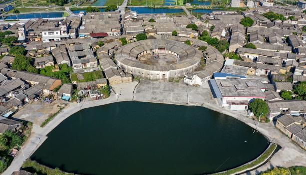 潮汕|潮汕现神秘建筑，外媒曾认为是秘密基地，如今却成旅游景区