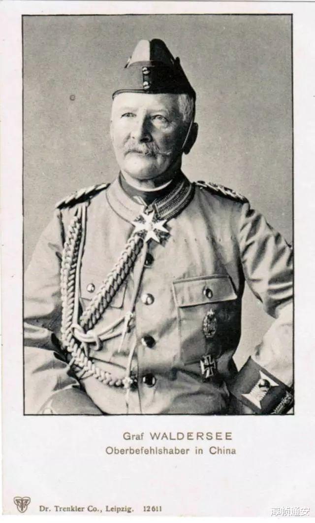 故宫|近代２人坐过龙椅结果怎样了？故宫龙椅为何一般人不敢坐？