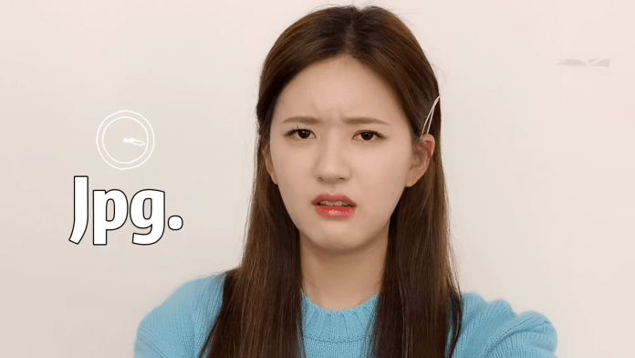 赵露思|赵露思清唱主题曲《我喜欢你》,频频出错+表情丰富,不愧是憨憨