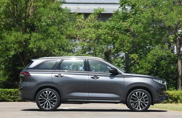 长安汽车|长安欧尚X7 VS 比亚迪宋Pro，看完对比，差距一目了然