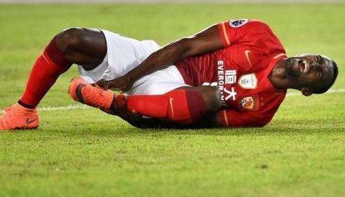 广州恒大|自己宣！恒大昔日标王亲承退役选择回家，他才33岁啊