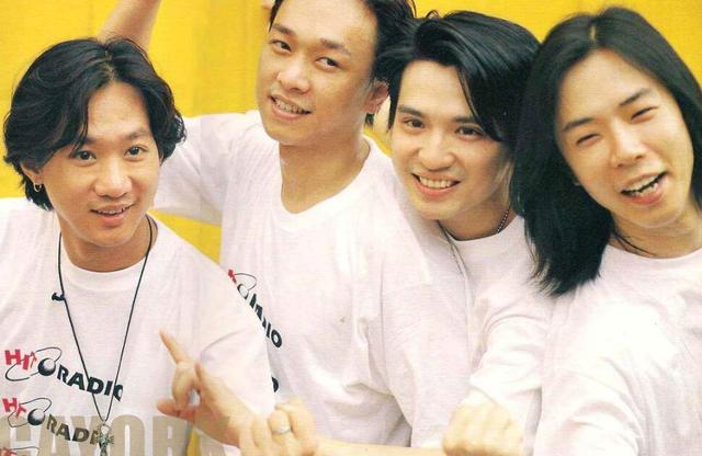 肖战@中国乐队没了主唱,灵魂就没了?管你是beyond还是零点、黑豹的