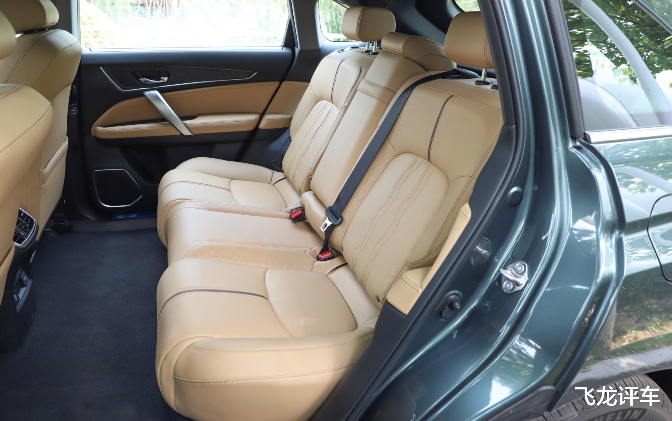 马力|本田又一“大5座”,2.0T爆出272马力,标配真皮座椅,24.68万起