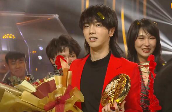 歌手@湖南卫视《歌手》8届歌王 从羽泉韩磊韩红到华晨宇 你最服谁