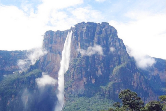 尼亚加拉瀑布|世界最高的瀑布，因一场失事飞机闻名，有61个尼亚加拉瀑布那么高
