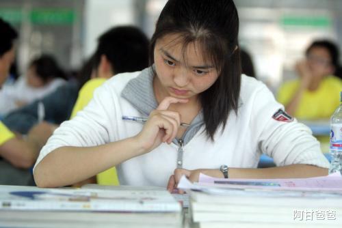 『招生』这6所大学专业实力强悍却有二本招生,适合一本压线生报考