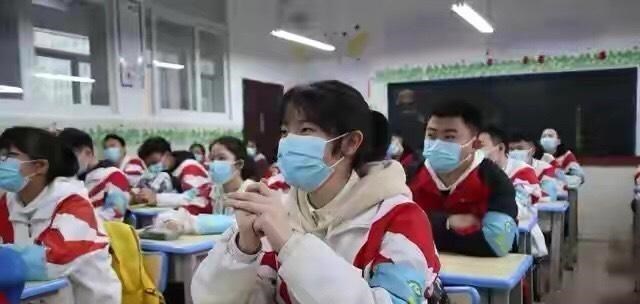 「高考志愿」填报高考志愿时：学校、专业、城市哪个重要？家长：看孩子意愿