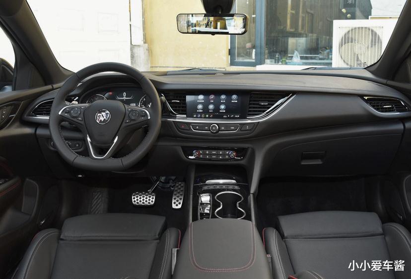 『别克君威』上汽成功了！新车比思域漂亮，2.0T压榨237马力，百公里油耗6.6L