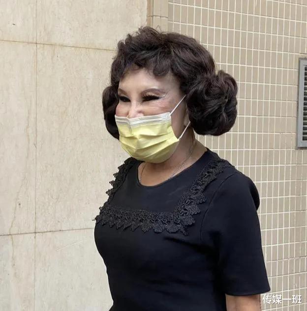 黄夏蕙|赌王丧礼上被骂难看的黄夏蕙,年轻时很漂亮,生6胎都得不到名分