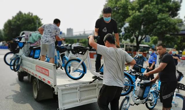 [保定]保定市开始治理共享电动车 首日清理100余辆