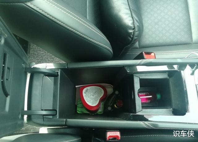 「大众辉腾」放弃了飞度，长安逸动提车记，9.3万的价格买到这配置真香