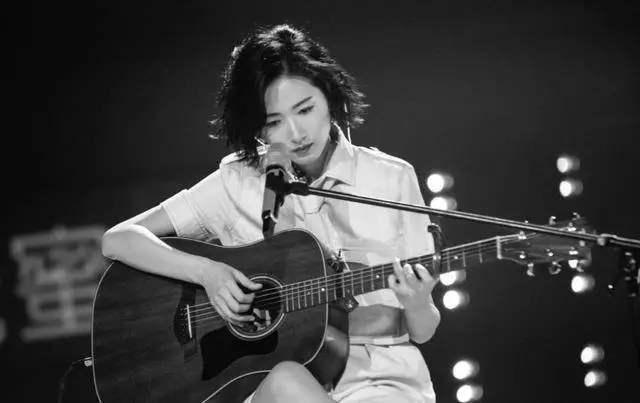 黄圣依■《浪姐》火向国际,外国人猜黄圣依只有18岁张雨绮比伊能静还老