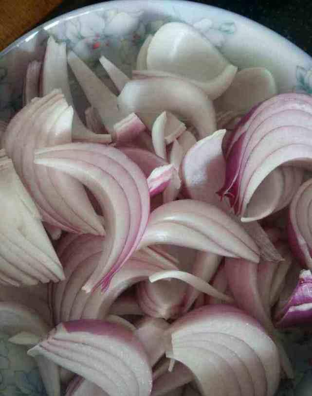 洋葱|8月，多吃碱性菜，清脆可口，便秘消失了，多吃不上火，减轻体重