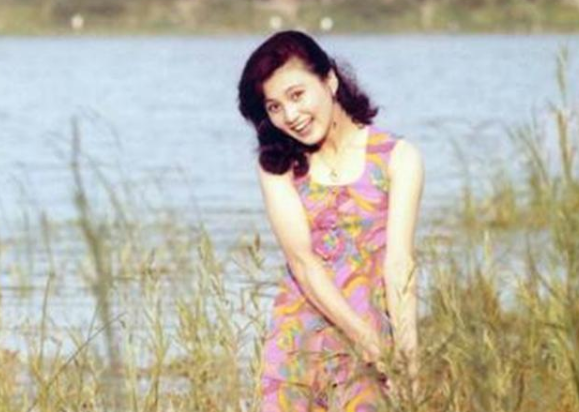 向往的生活|当年因太漂亮被人暗算，差点割掉鼻子的80年代第一美女，如今怎样