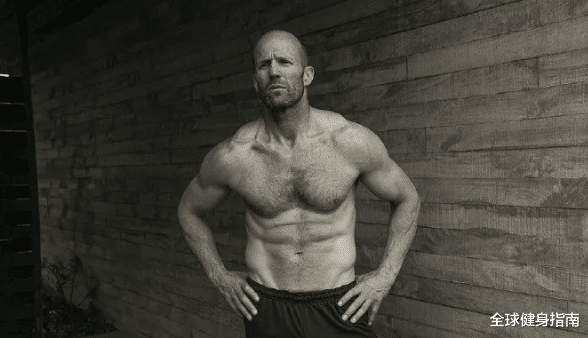 杰森·斯坦森|当过伴舞穿过豹纹，逆袭成男神：不是所有光头都叫杰森·斯坦森！