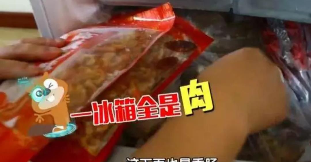 林月|胖夫妻合重近800斤，为爱减肥惊艳亮相，网友惊呼爱的力量真伟大