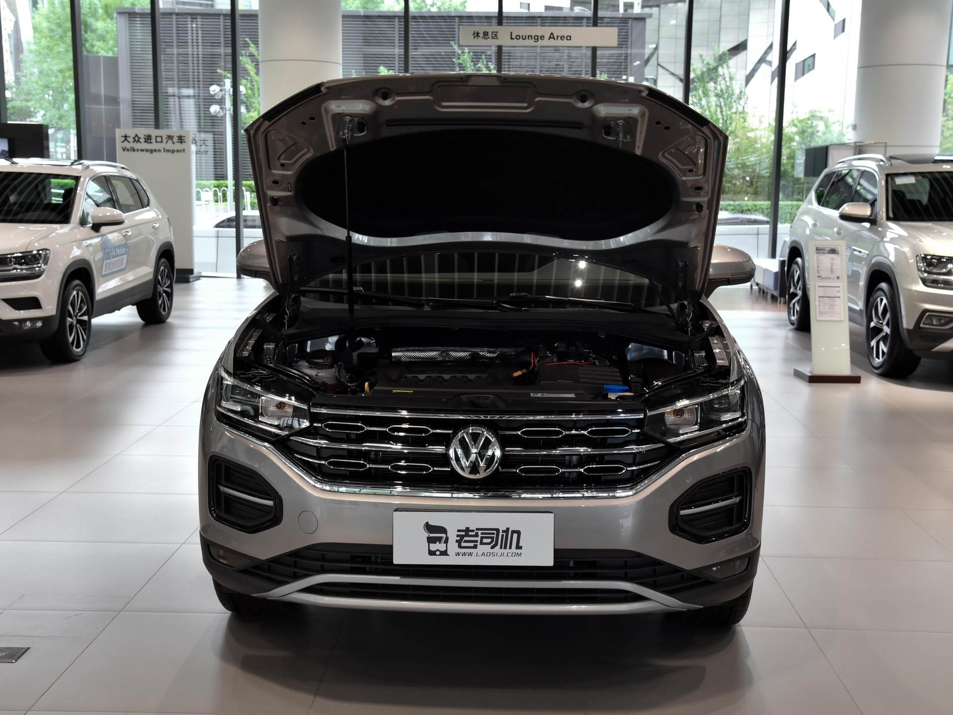 大众汽车|2.0T标配四驱,油耗6.7L,价格不到20万,真是太良心了!