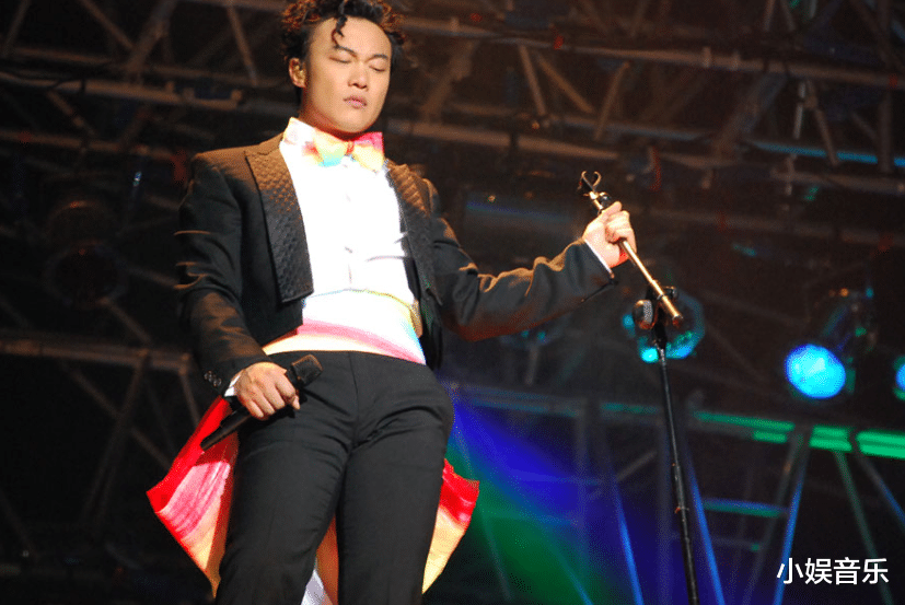 高进|他被誉为张学友的接班人,以化腐朽为神奇的唱功,演唱经典