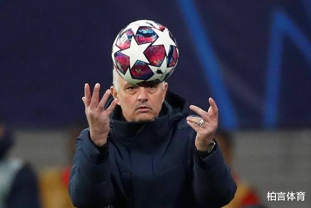 卡西■5比15！利物浦冠军被联手做掉？曼联急眼：坚持完赛