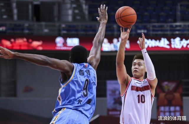 北京男篮|11连胜终结，北京男篮又收坏消息！赔了夫人又折兵，冠军没戏了？