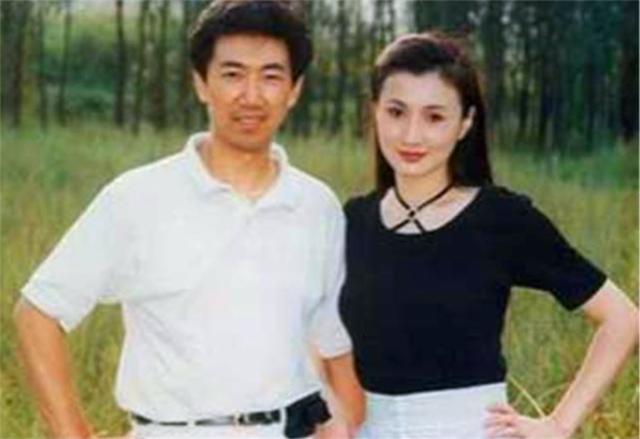 林芳兵|80年代第一美女，因长得太漂亮遭人算计，被丈夫用632封情书追到手