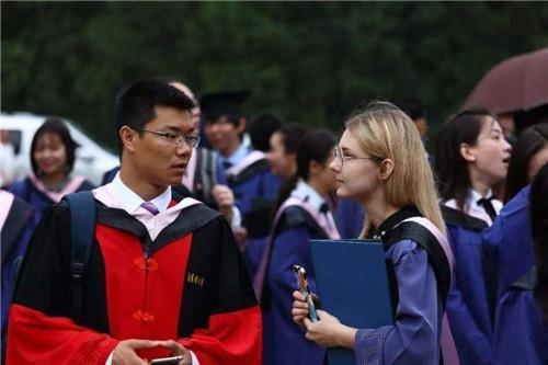 高校|四川大学清退300名研究生，有人18年未毕业，网友回应四个字绝了