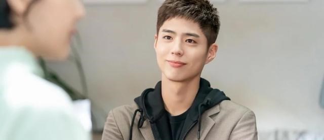 朴宝剑|朴宝剑缺席新戏发布会，孔刘独自到场在线“发牢骚”：怨恨他