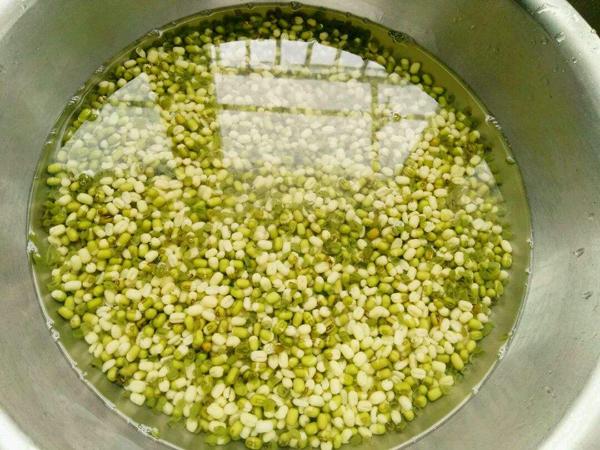 ：早餐吃“它”，相当于运动2小时，皮肤变水嫩了，腰围细了一圈！