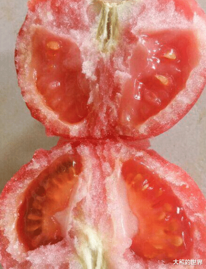 【西红柿炒蛋】西红柿炒蛋不出汁还粘锅?加水就错了,只需这一招,分分钟出汁儿