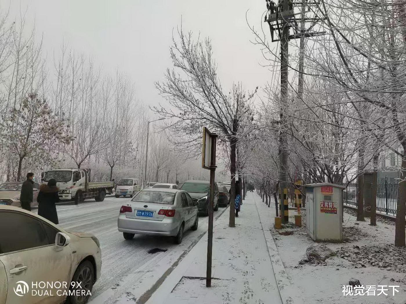 视觉看天下 山东：无棣古城现奇异天象 数九寒天隔道下雪