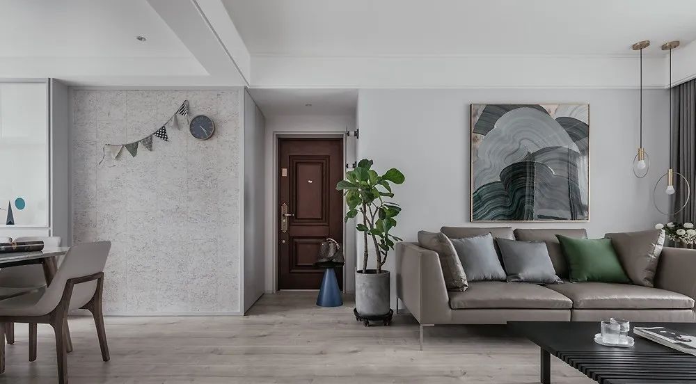 「」110㎡现代轻奢风格装修，步入式衣帽间颜值与实力并存！