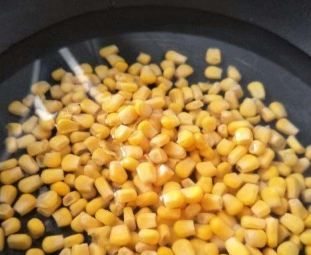 [玉米]渔人必看：用老玉米饵料和窝料钓不到鲤鱼？这样搭配试一试！